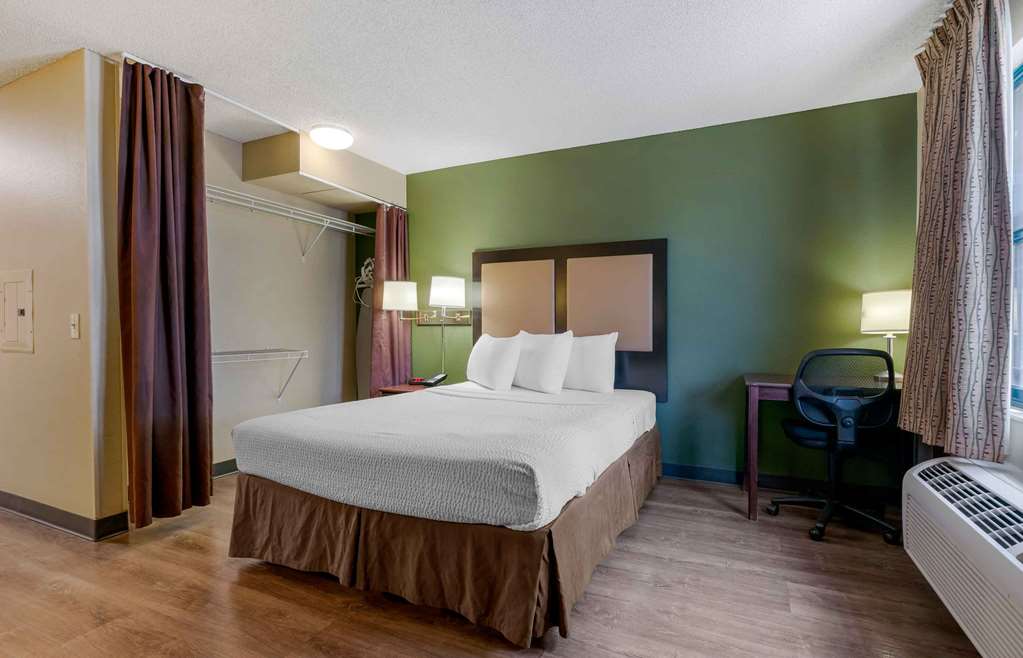 Extended Stay America Suites Sacramento Elk Grove - photo 13