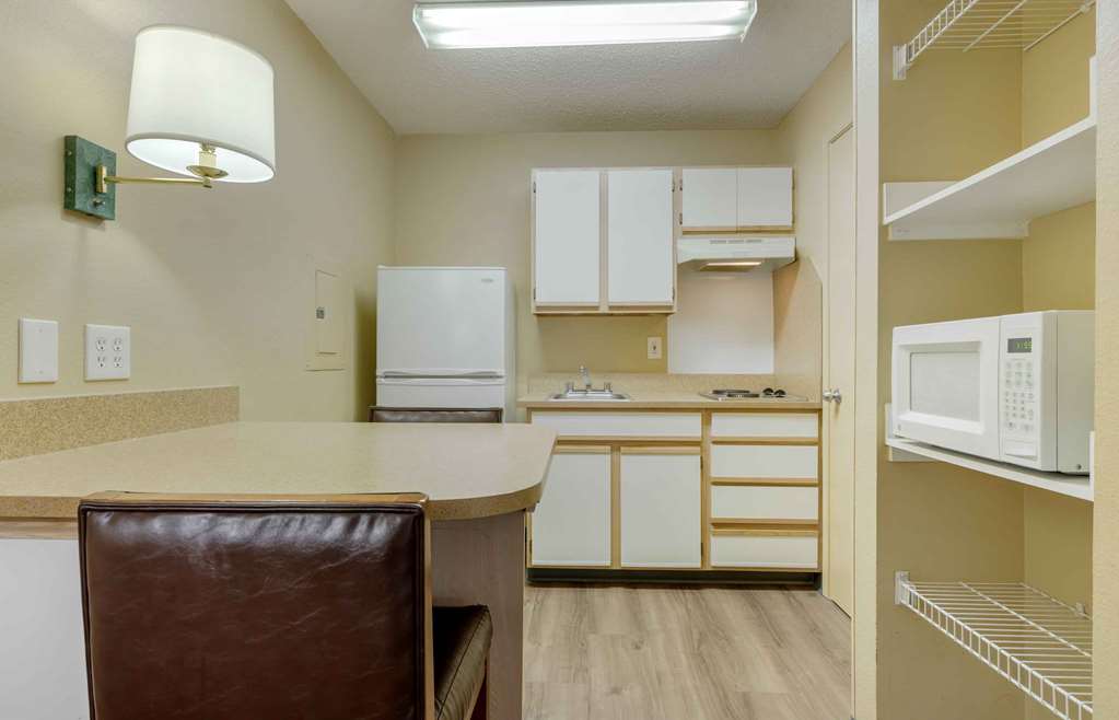 Extended Stay America Dallas Las Colinas Carnaby St. - photo 11