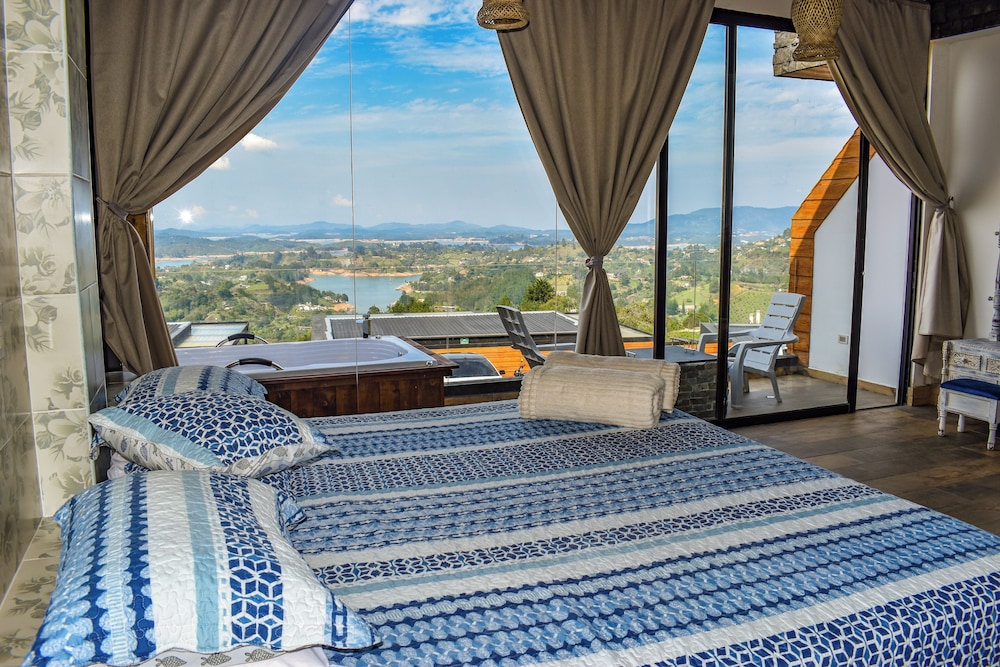 Montecielo Hosting Guatape — 4-Star Luxury Hotel in El Penol, Colombia