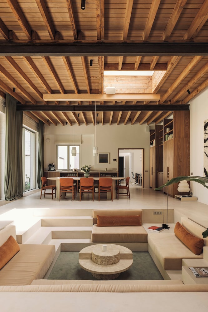 Luxury Designer Loft - carbon neutral hotel in Brussels