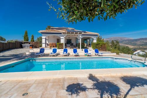 Las Alondras Stunning Lake Views — Vinuela — photo 2