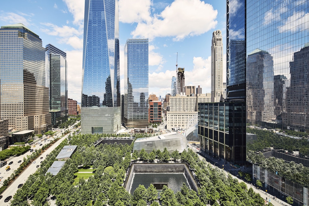 World Center Hotel - photo 2