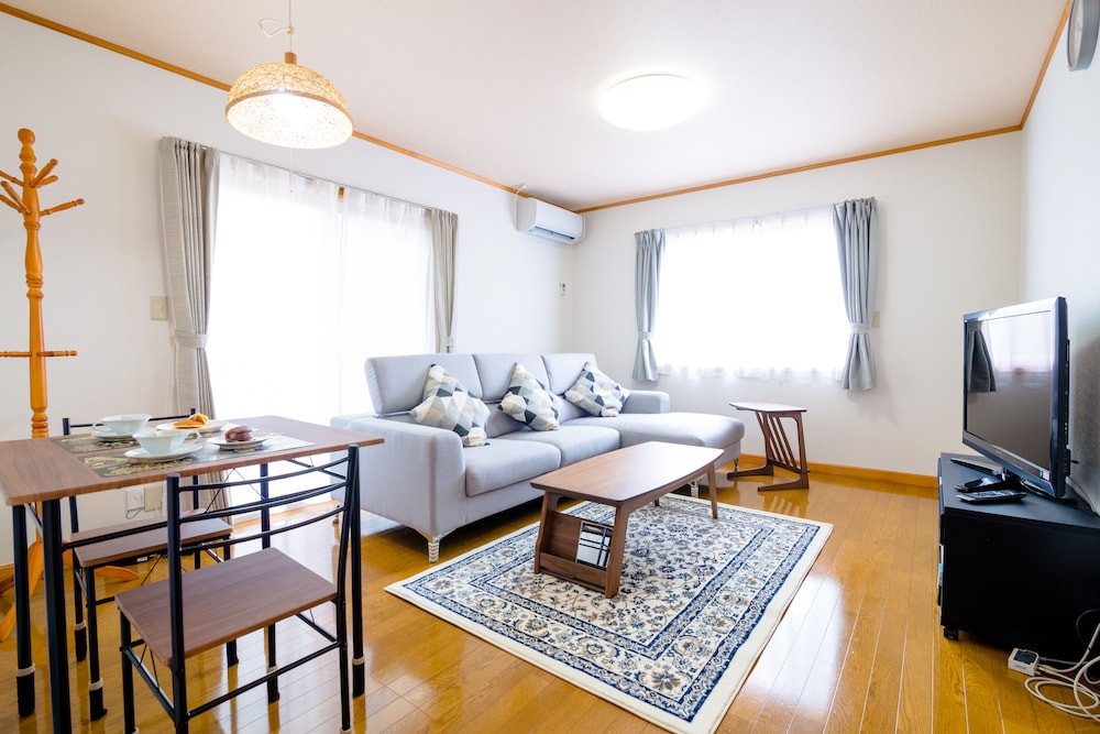 Ma Maison Mt. Fuji Kawaguchiko — 4-Star Luxury Hotel in Fujikawaguchiko, Japan
