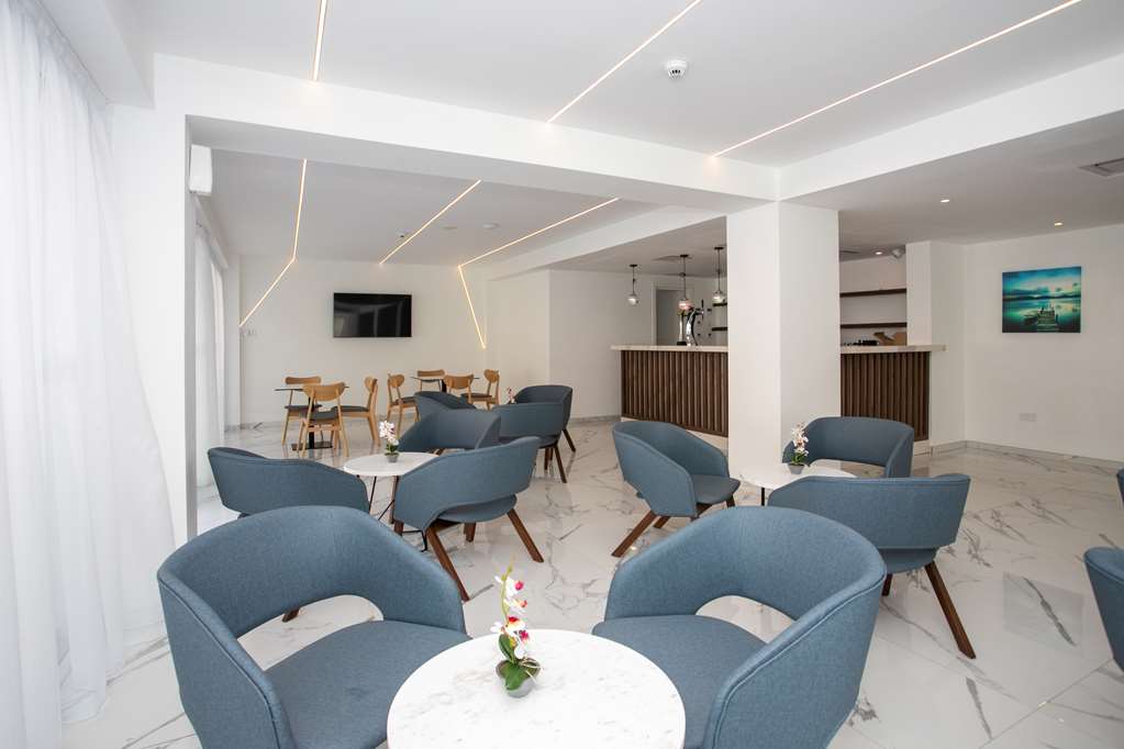 Best Western Plus Larco Hotel Larnaca Cyprus — Restaurant (photo 5 of 5)