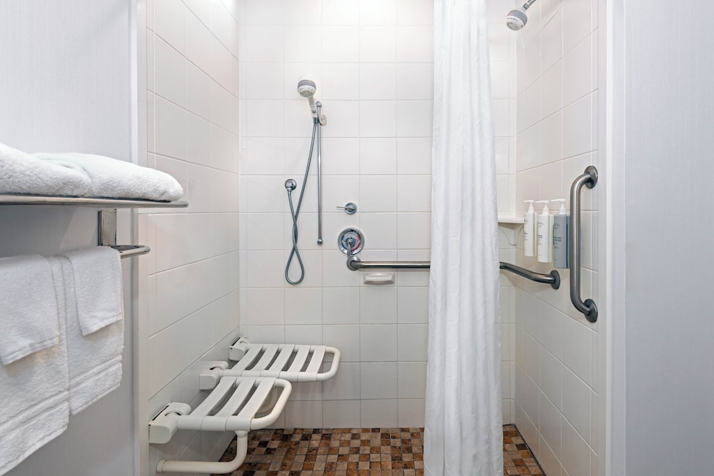 Hilton Garden Inn Tampa Airport Westshore - photo 19