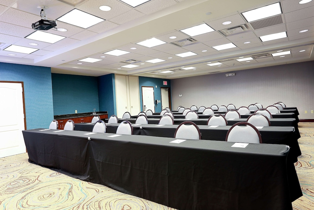 Hampton Inn & Suites Tampa Wesley Chapel - photo 30