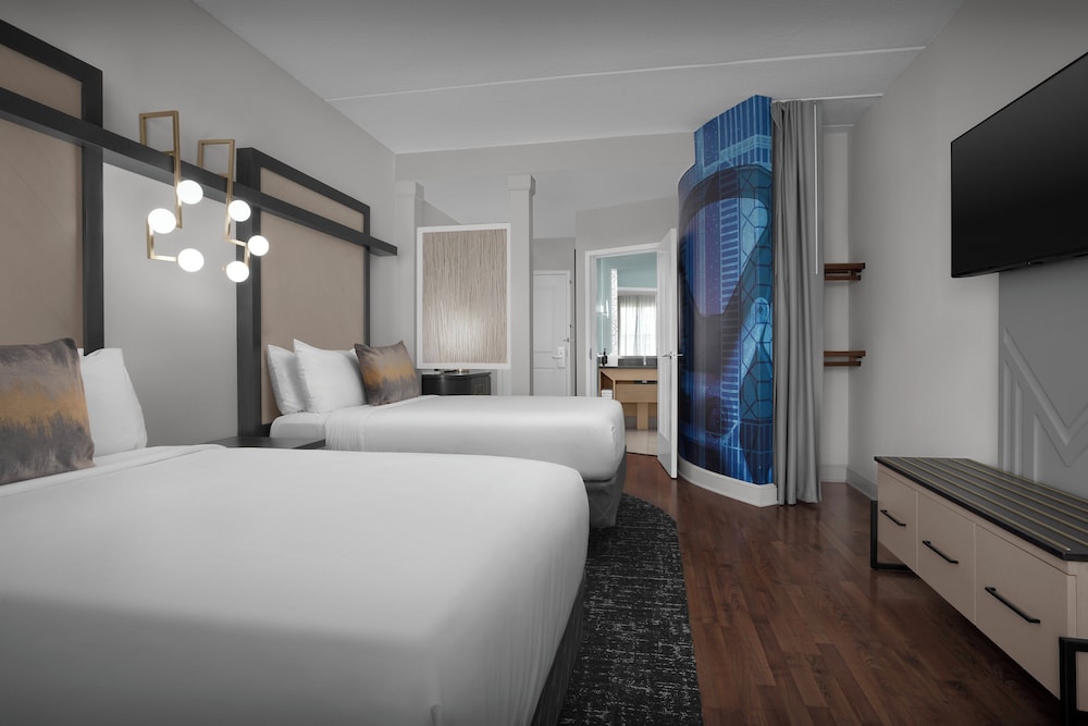 Hotel Indigo Jacksonville Deerwood Park by IHG - photo 9