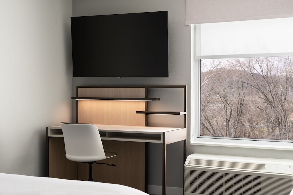 TownePlace Suites by Marriott New Philadelphia - photo 8