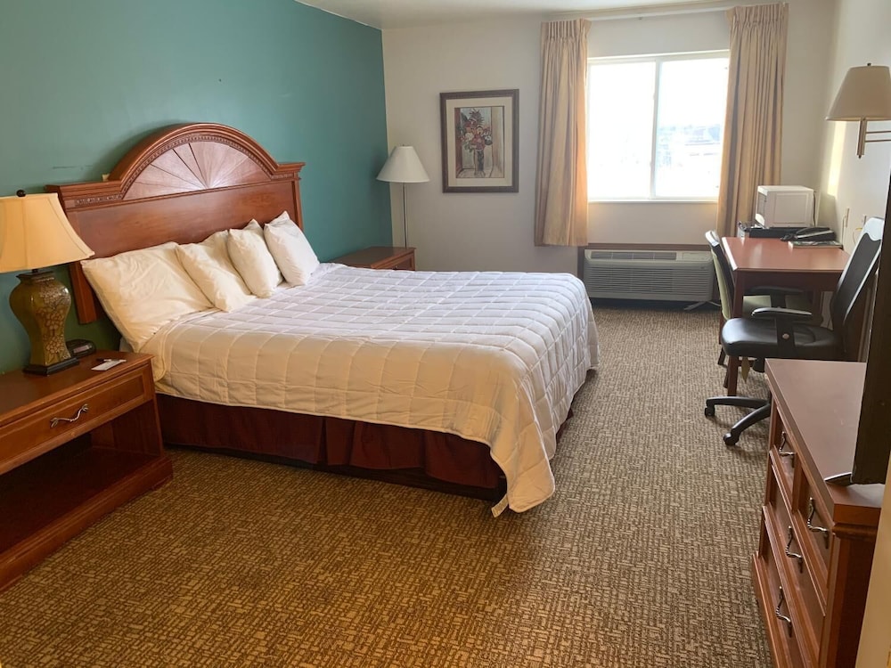 Americas Best Value Inn Gaylord - photo 10