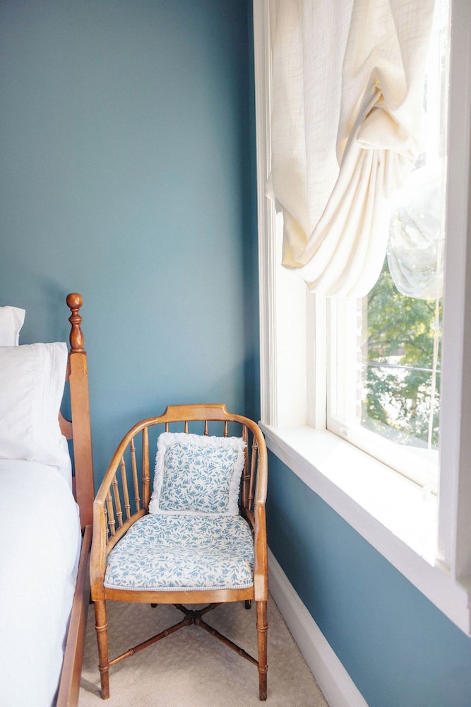 Kenmore Inn - photo 29