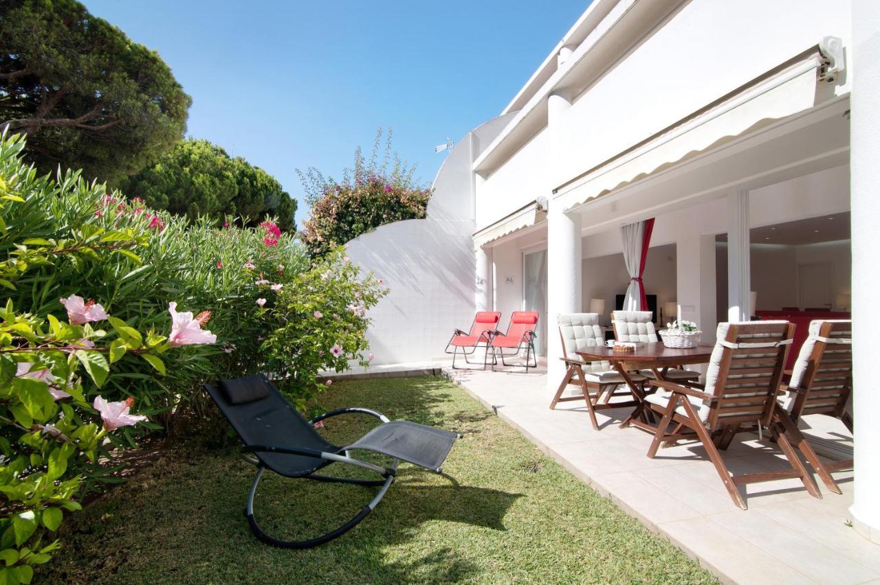 Large apartment in Vale do Lobo — 4-Star Luxury Hotel in Almancil, Portugal