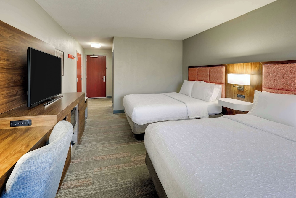 Hampton Inn & Suites St. Louis Edwardsville - photo 28