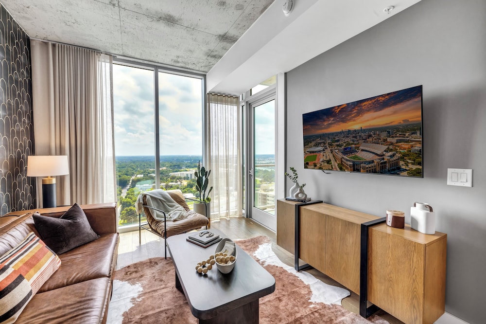 Austin Condo Hotel - photo 585