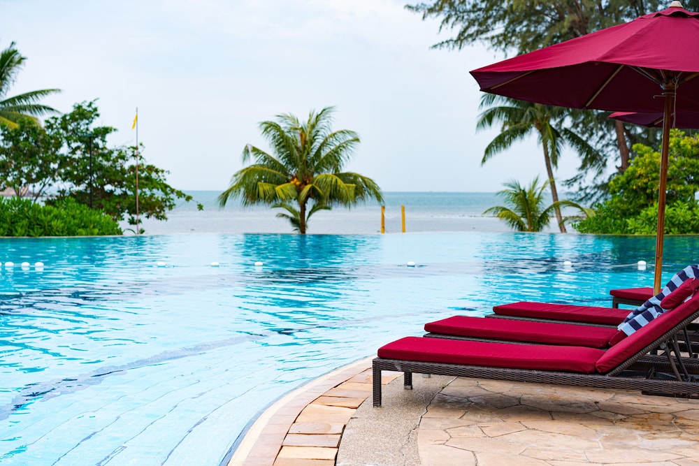 Nirwana Resort Hotel — Bintan