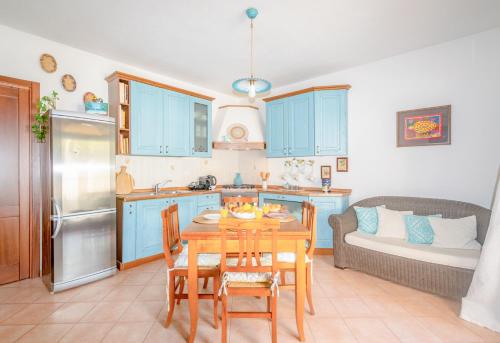 CasaZen 2 camere giardino e parking — 4-Star Luxury Hotel in La Maddalena, Italy