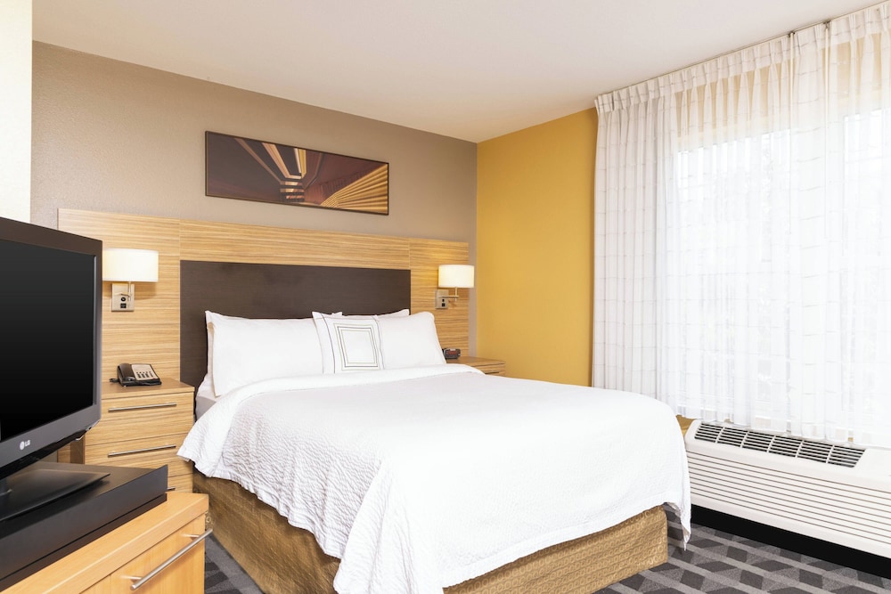 Towneplace Suites by Marriott East Lansing - photo 8