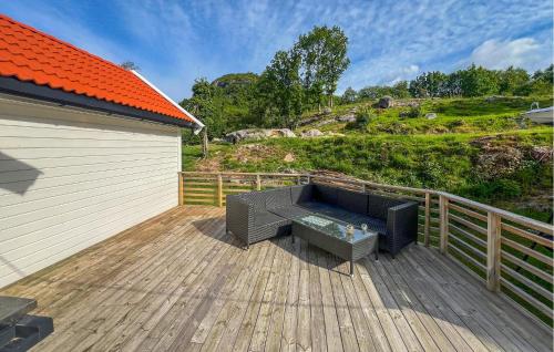 3 Bedroom Cozy Home In Farsund — 4-Star Luxury Hotel in Farsund, Norway