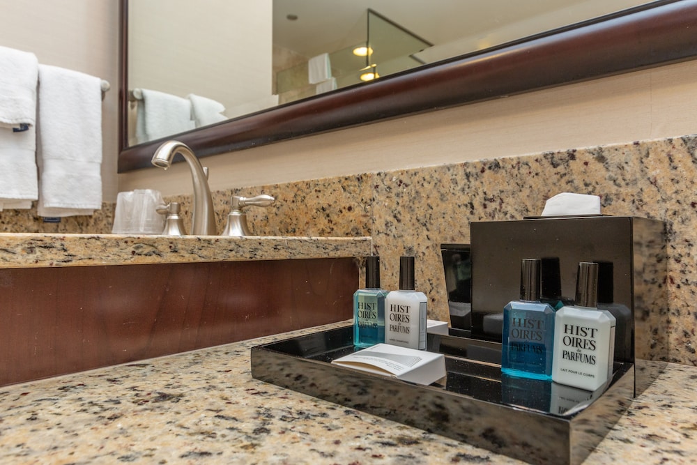 Fontainebleau Miami Beach Private Luxury Suites - photo 394