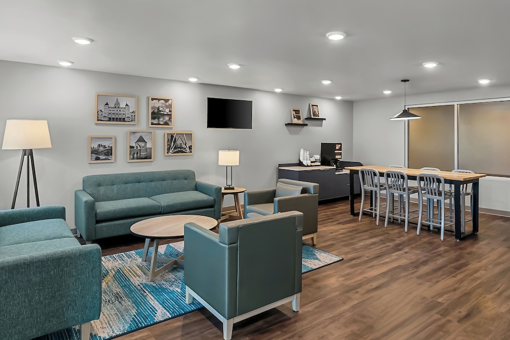 Woodspring Suites Newington Hartford South - photo 4