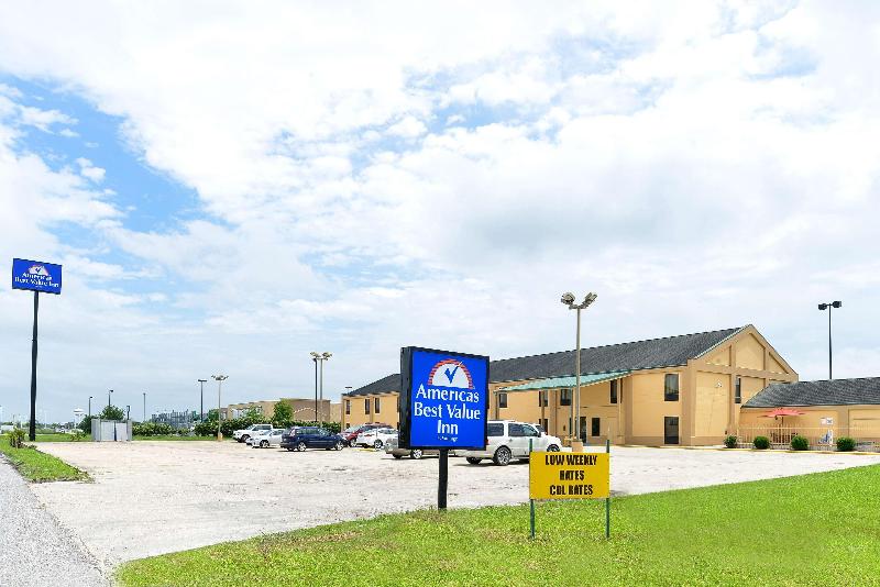 Executive Inn & Suites Breaux Bridge LA — hotel in Breaux Bridge