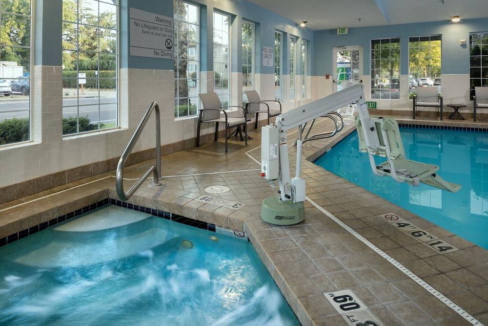 Holiday Inn Express Corvallis On the River by IHG - photo 29