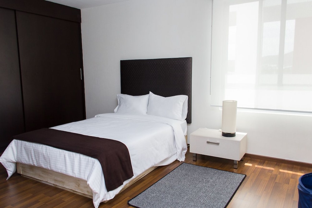 Hotel Redwood Villas Lomas in San Luis Potosi, Mexico