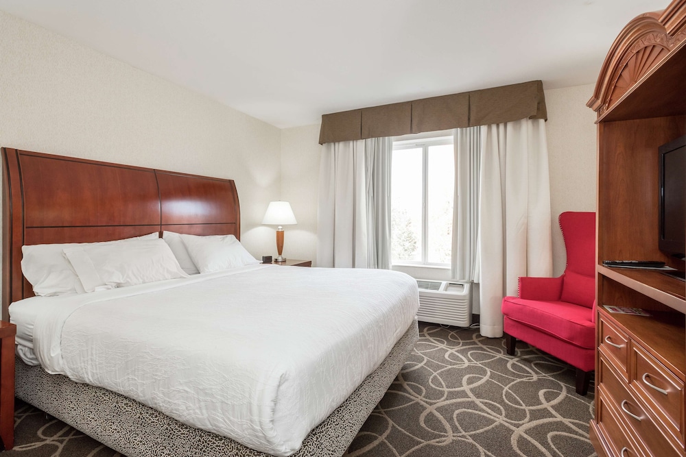 Hilton Garden Inn Portland Airport - photo 6