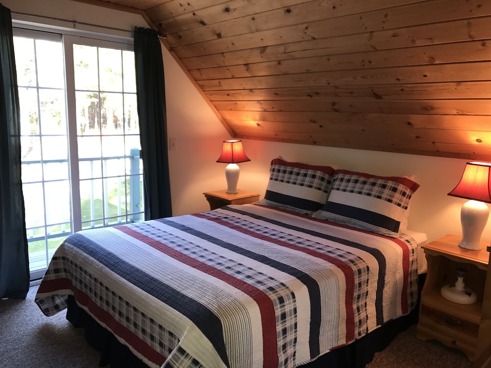 The Harbor Light Inn - photo 48