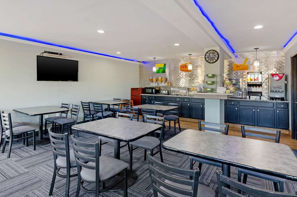 Quality Inn Waynesboro Skyline Drive - photo 21