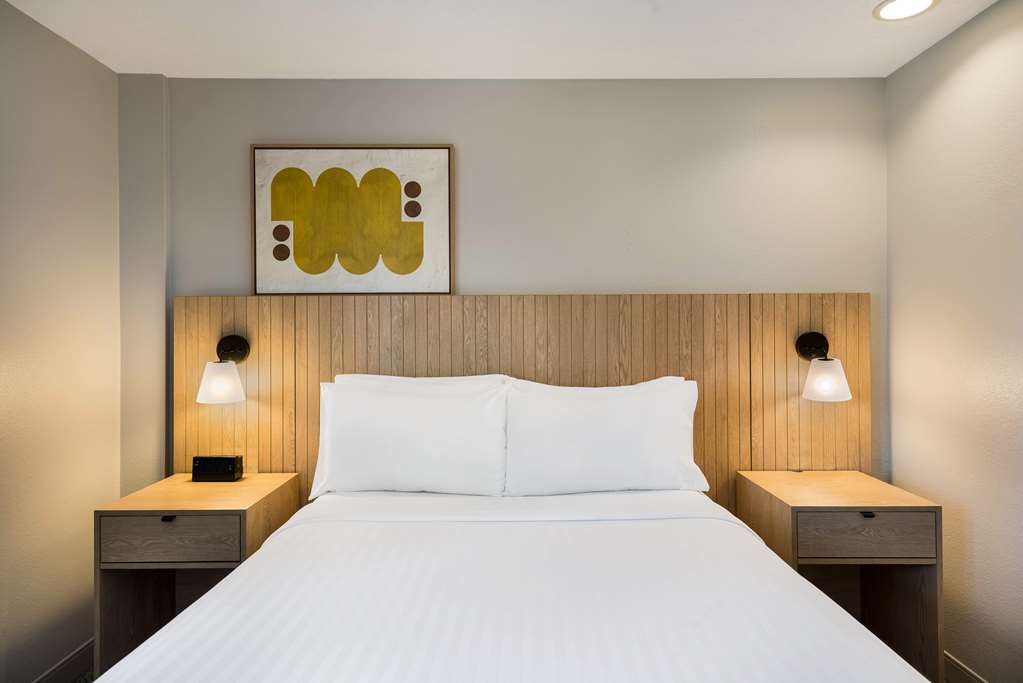 Sonesta Simply Suites Jersey City - photo 16