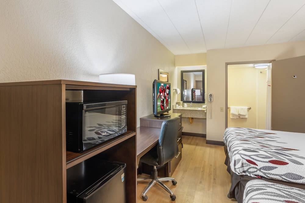Red Roof Inn Danville PA - photo 18