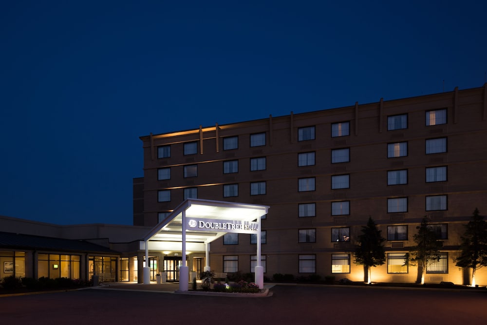DoubleTree by Hilton Hotel Laurel - photo 50