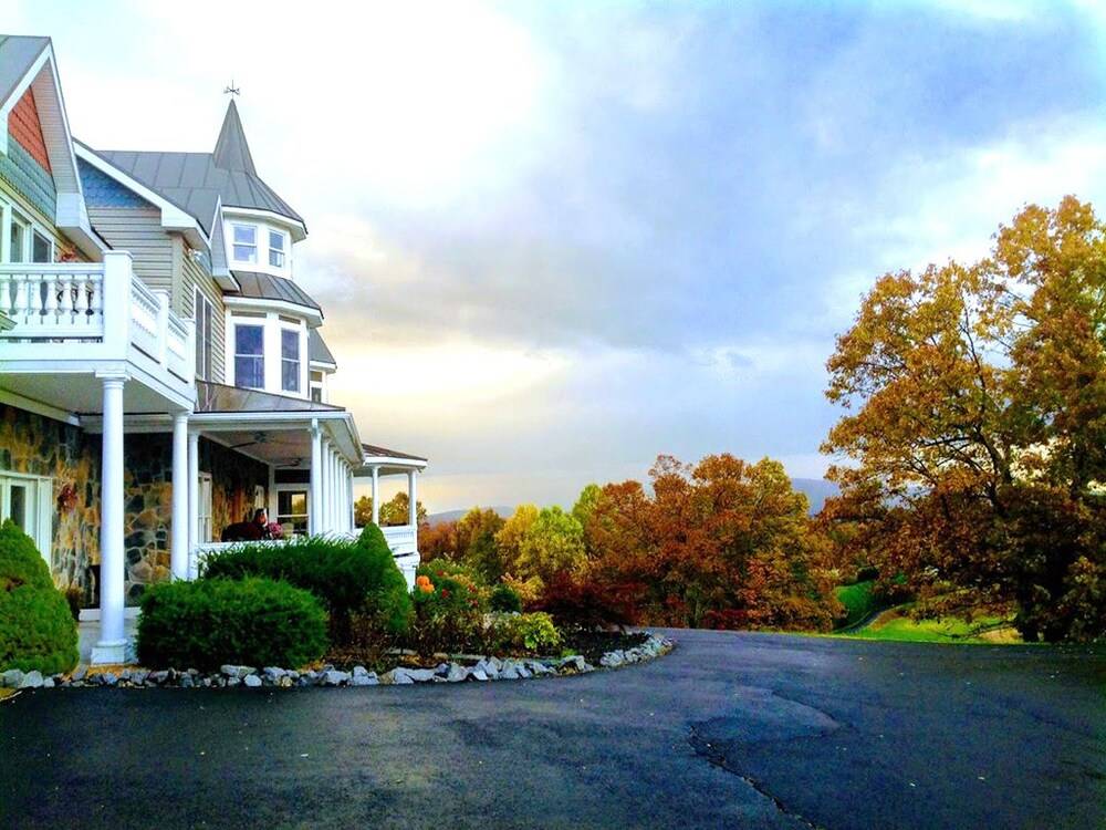 Skyline Vineyard Inn - photo 48