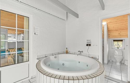 Stunning Home In Ulfborg With Sauna — Ulfborg — photo 4