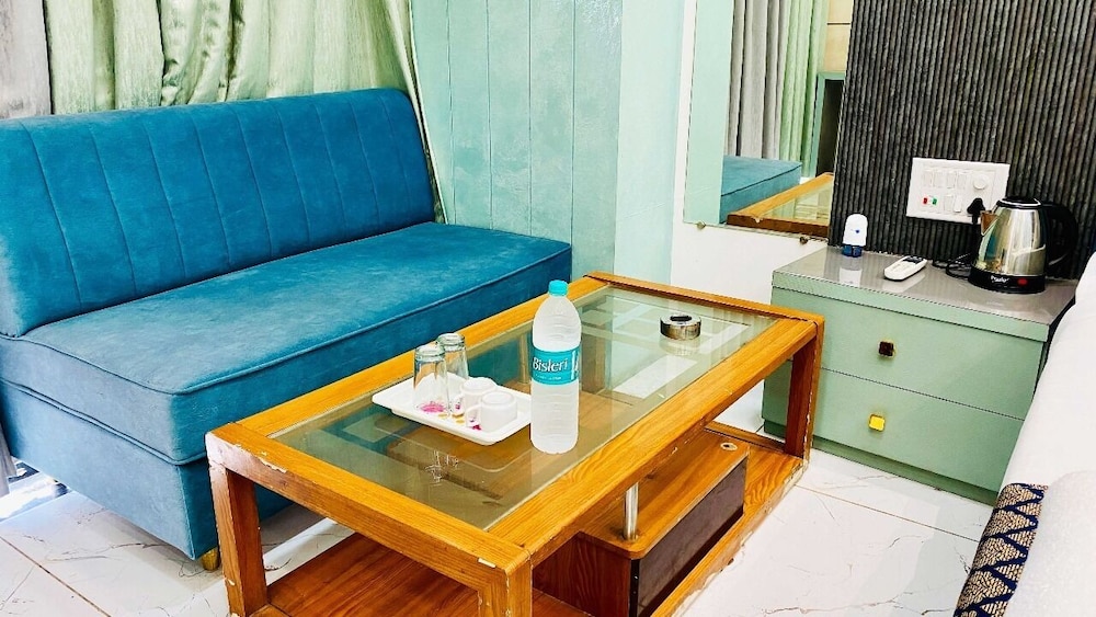 Hotel Mura Indore - last minute hotel in Indore