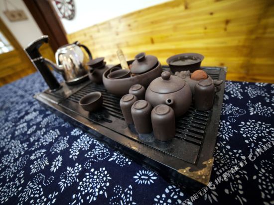 Ancient City Base Theme Inn in Fenghuang, People's Republic of China