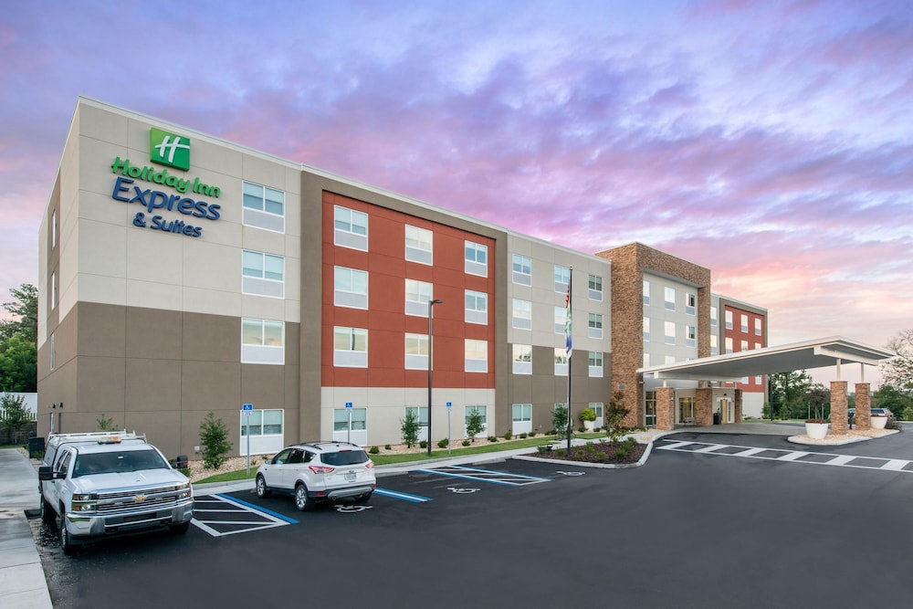 Holiday Inn Express & Suites Alachua Gainesville Area an IHG Hotel - featured photo