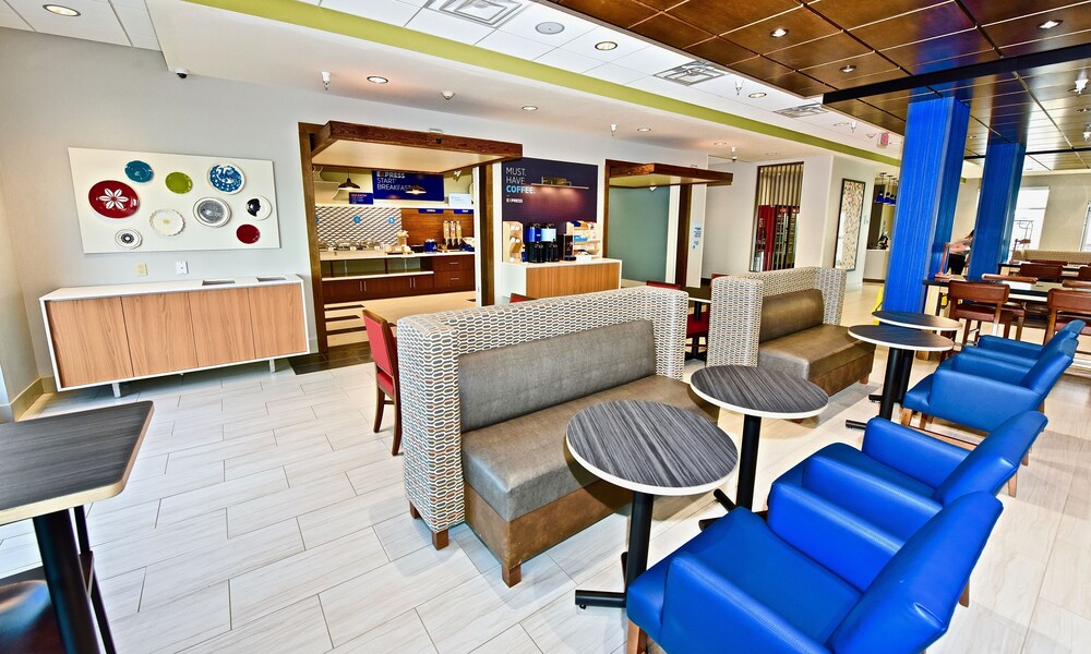 Holiday Inn Express & Suites Perryville by IHG - photo 37