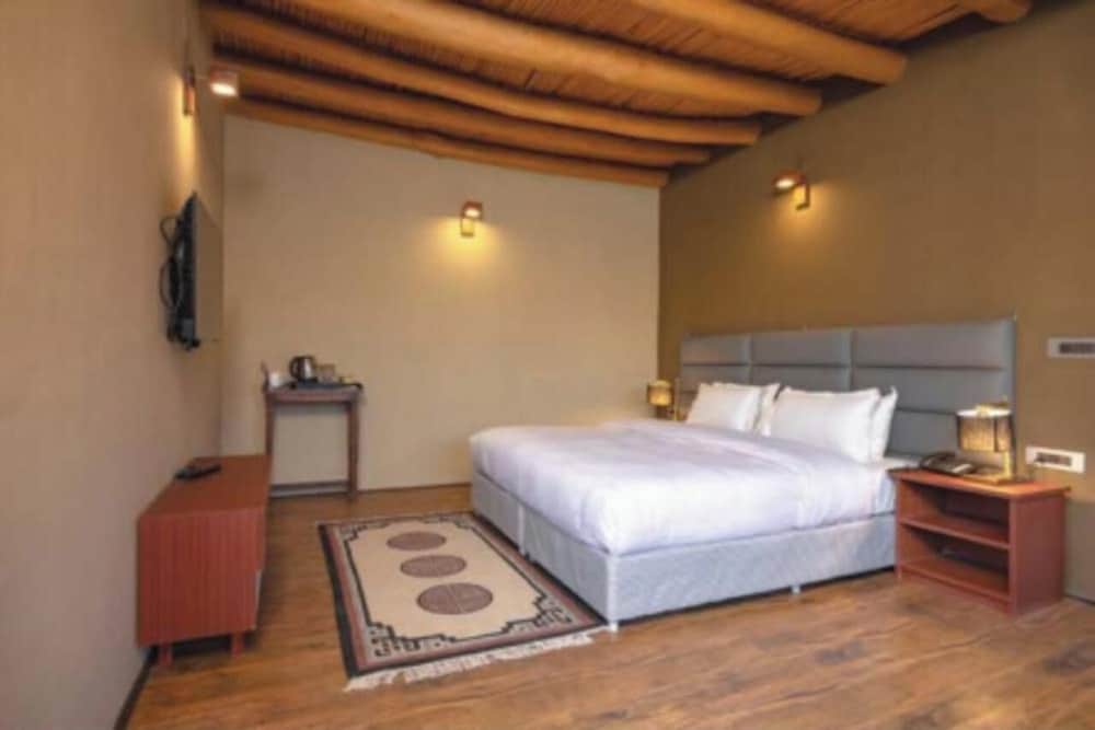 Nirvana Retreat - carbon neutral hotel in Leh