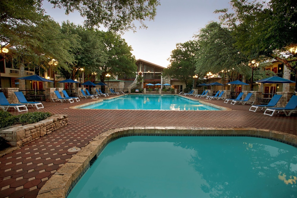 Inn of the Hills Resort and Conference Center - photo 19