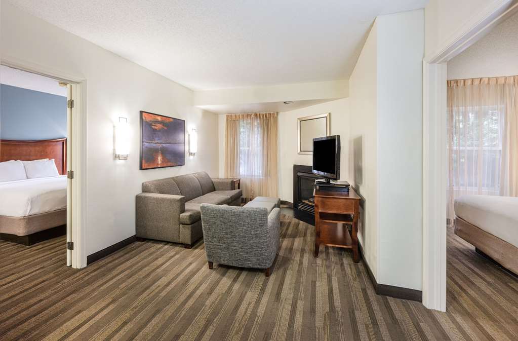 Hyatt House Herndon Reston - photo 45