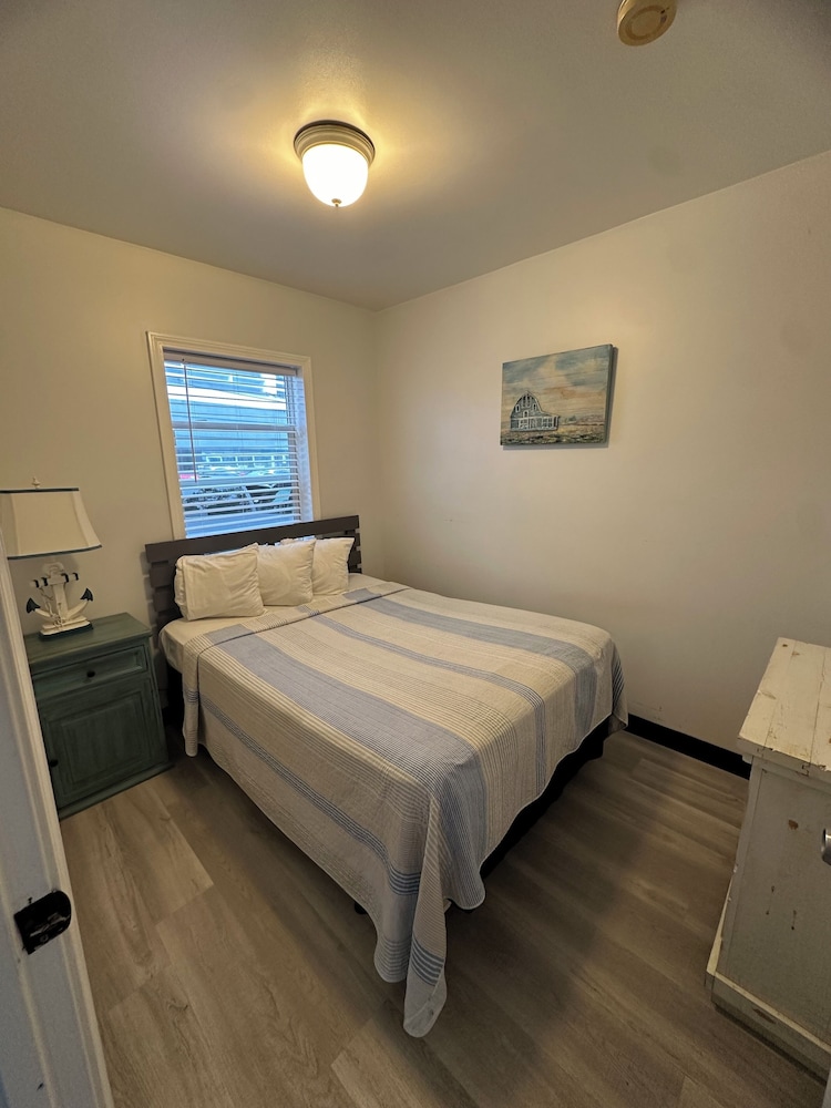 Grand Beach Inn - photo 37