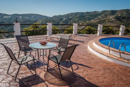 Casa Alba — 4-Star Luxury Hotel in Frigiliana, Spain