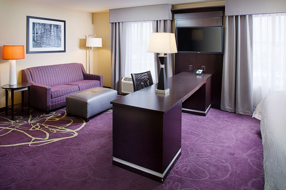 Hampton Inn & Suites Lansing West - photo 14