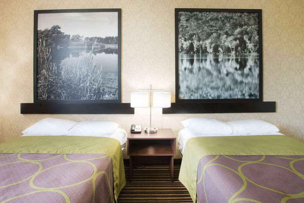Super 8 by Wyndham Plattsburgh - photo 11