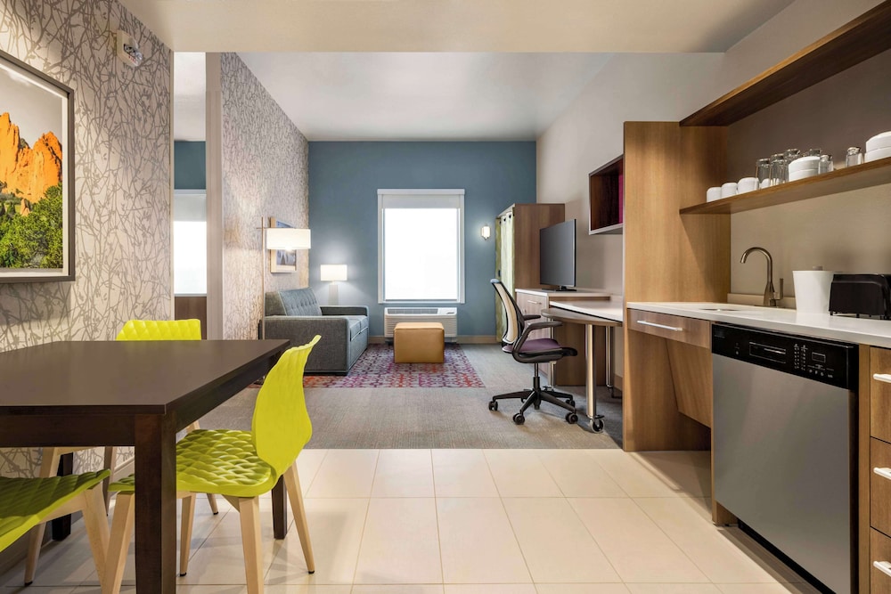 Home2 Suites Colorado Springs I 25 Central - photo 5