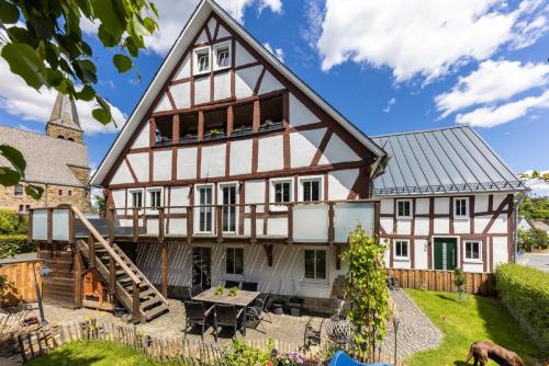 Gästeappartements Mechels — 4-Star Luxury Hotel in Wilnsdorf, Germany