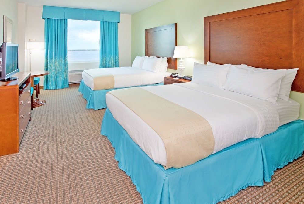 Holiday Inn Resort Pensacola Beach by IHG - photo 5