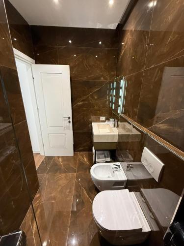 Hilal Palace Halal in Golem, Albania