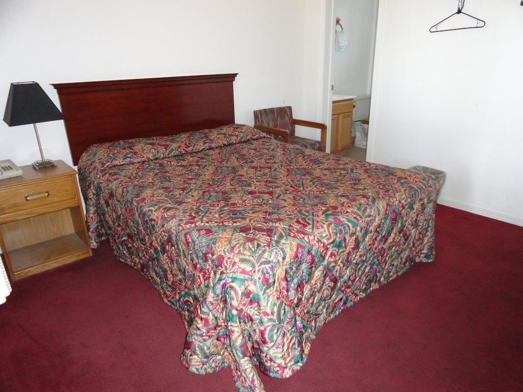 Payson Inn & Suites - photo 7